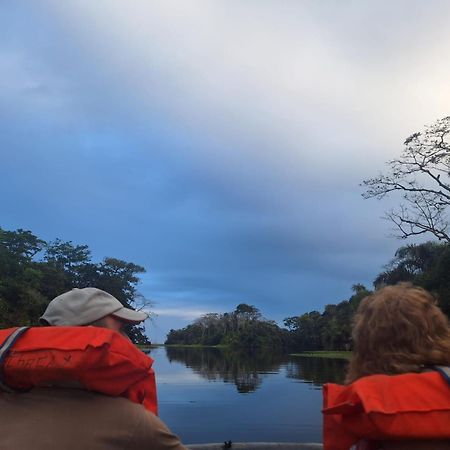 Laguna Caldera Lodge Siqurres Da Alegria 外观 照片
